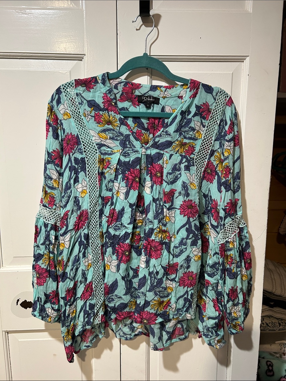 RD Style Mint Floral Lace-Trim Blouse